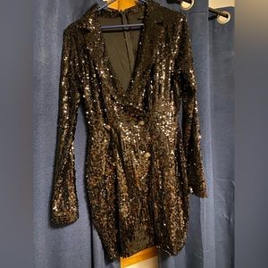 Symphony Black Sequin cocktail dress. Size Large. NWT